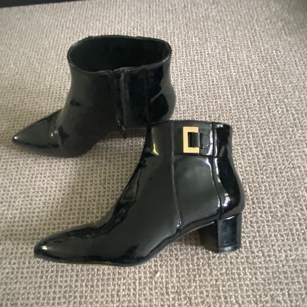 Nine West - paten leather ankle boots